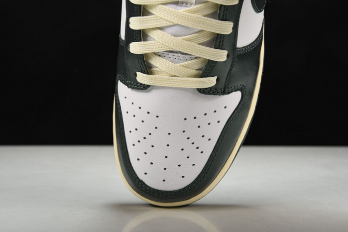 nike dunk low vintage green (w) - dq8580-100