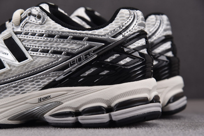 n*ew b*alance copshoe nb-131