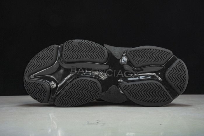 bl triple s trainers -kickze bl71