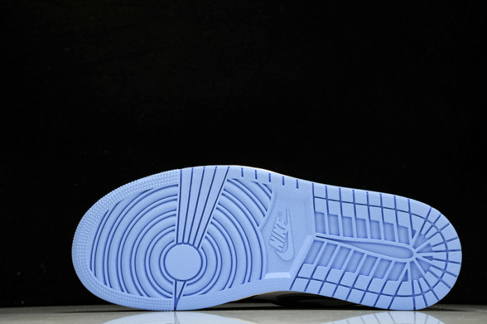 air jordan 1 retro high og "university blue" dz5485-400